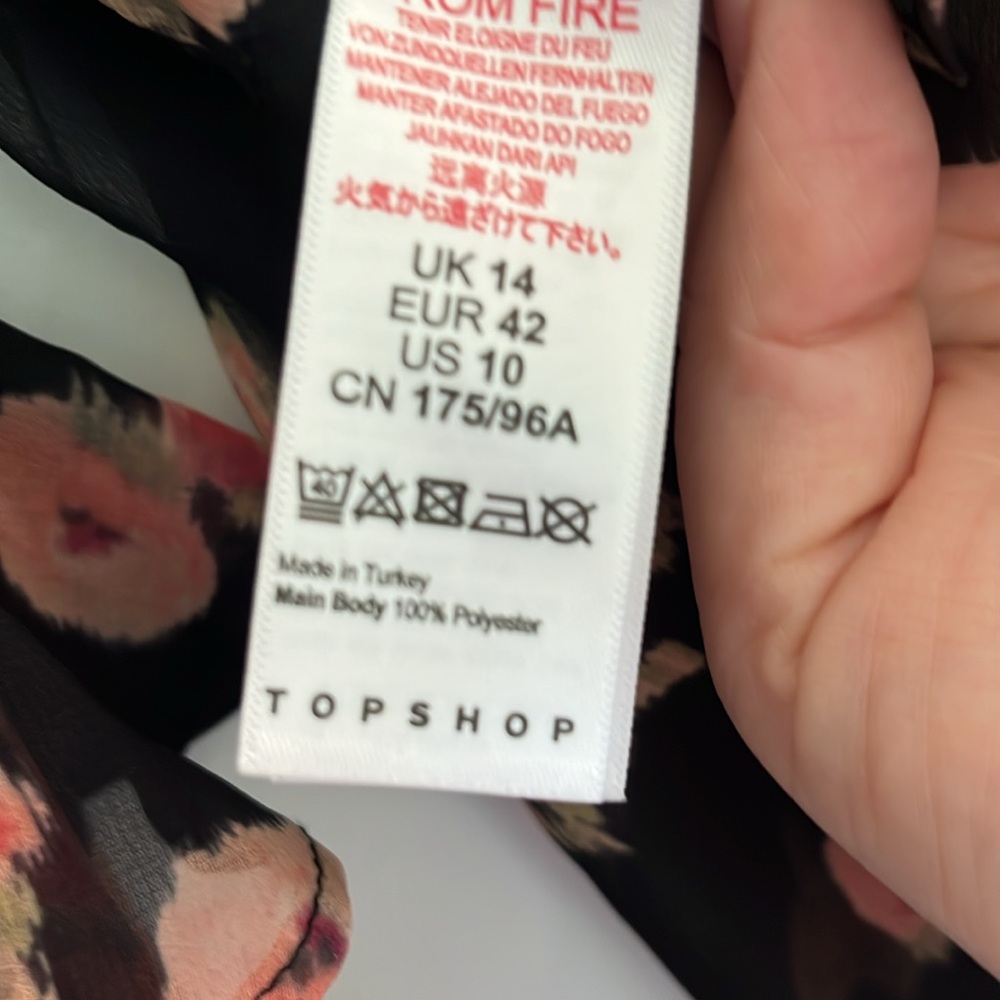 Floral Ruffle Top - Picture 10 of 10